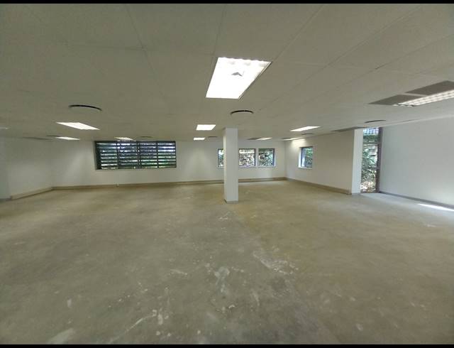 674M² OFFICE TO LET IN BRYANSTON